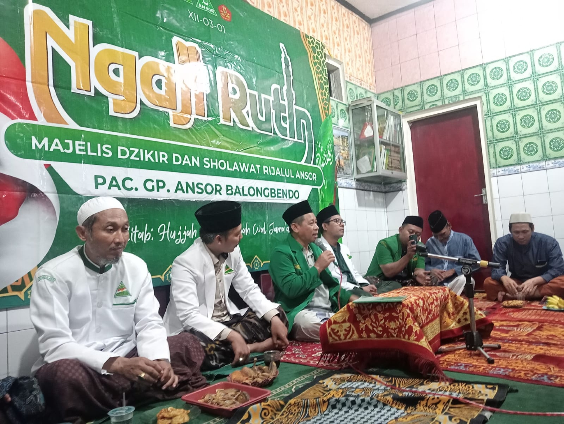 Ngaji rutin majelis dzikir dan sholawat rijalul Ansor