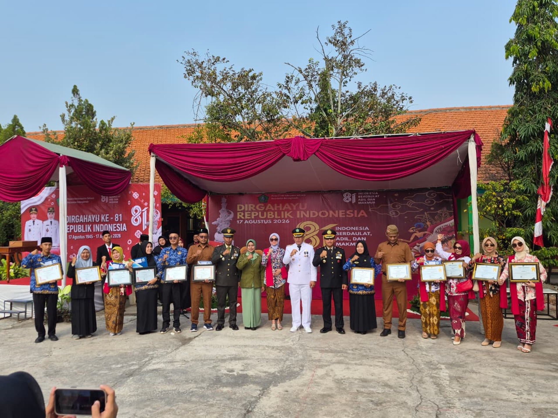 Pemengan Lomba gerak jalan